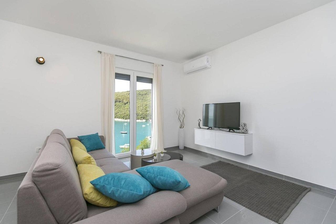 Apartmani Astrid Rabac Exteriör bild