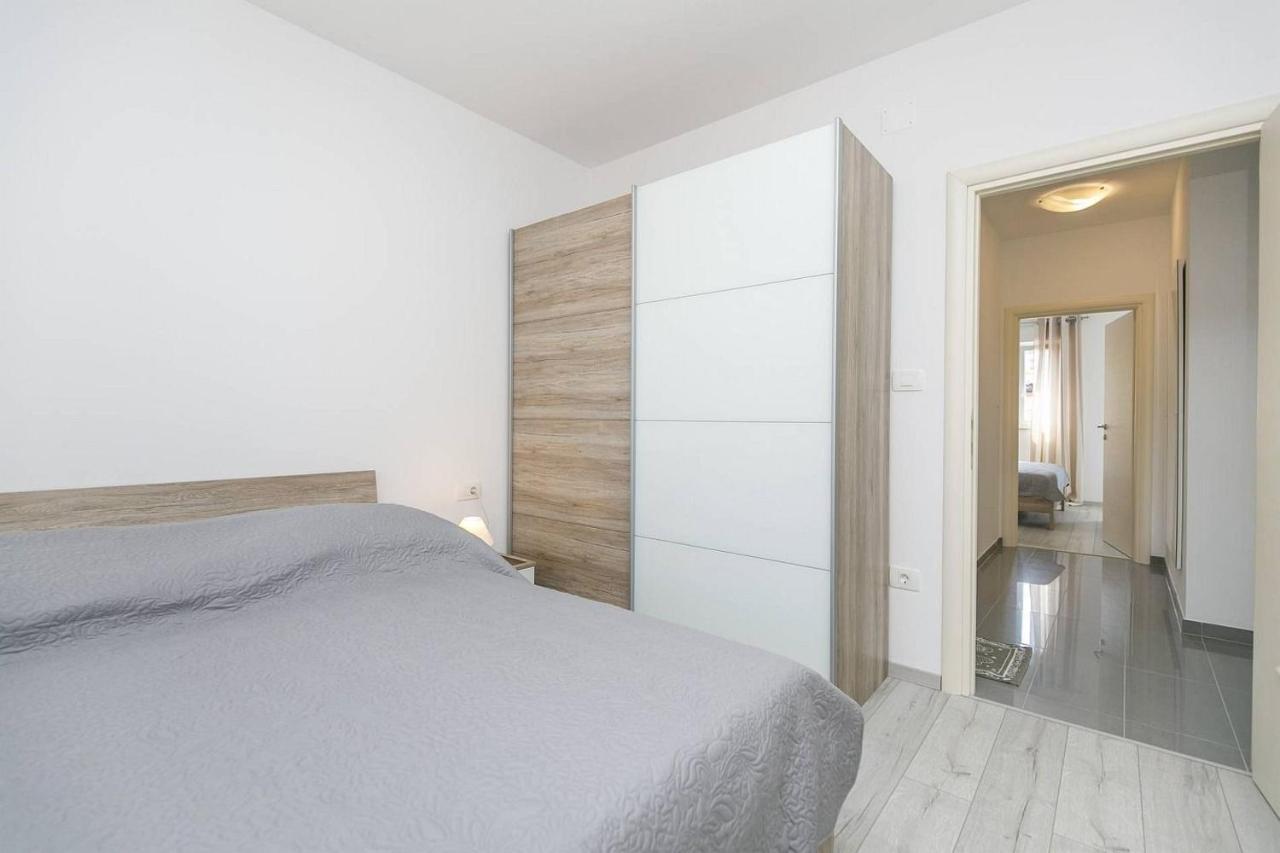 Apartmani Astrid Rabac Exteriör bild